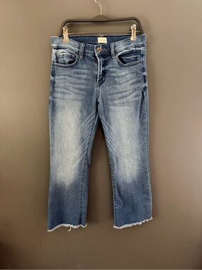 Straight Cropped Jeans in Medium Blue
